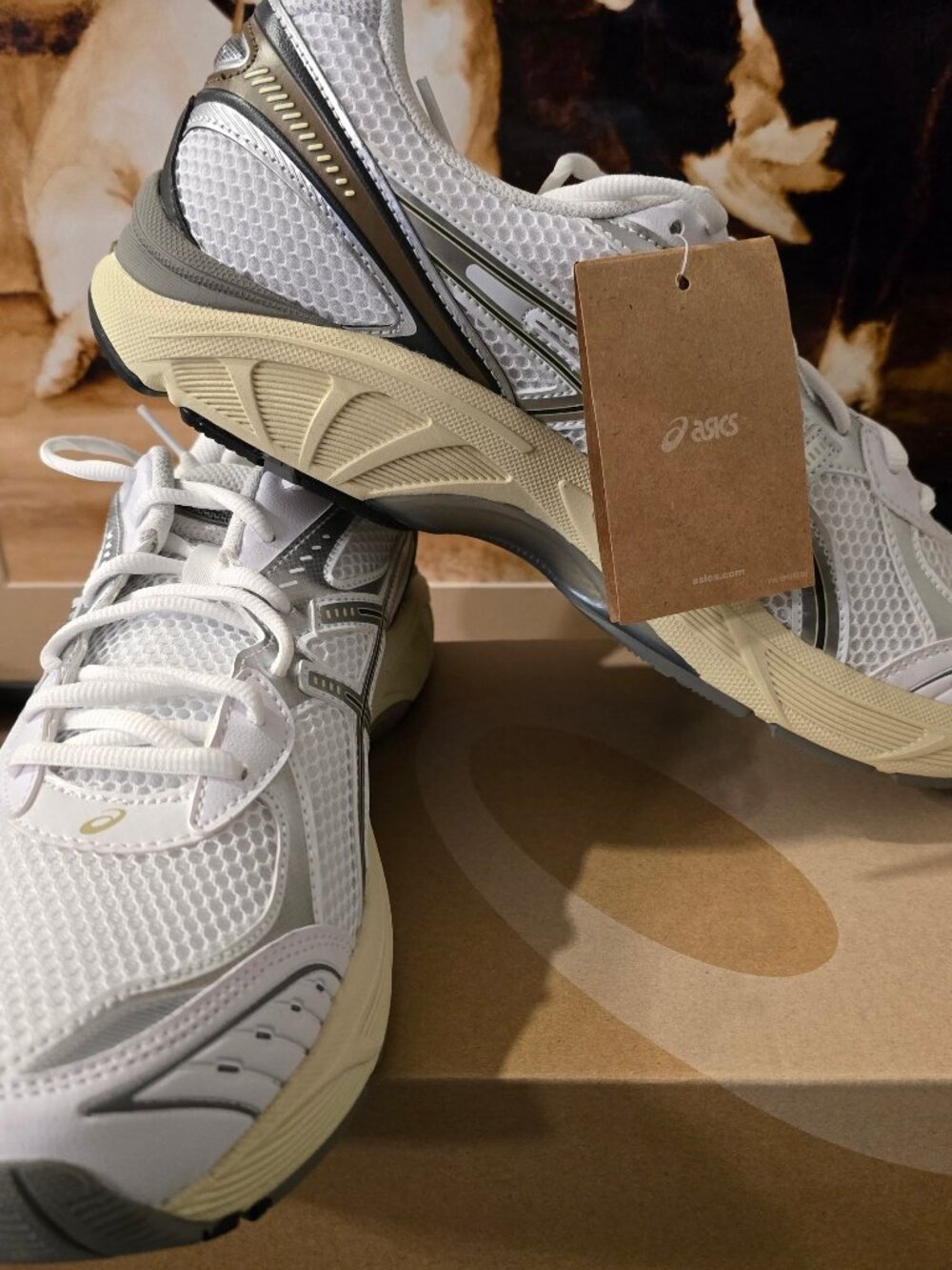 Asics GT-2160 White Brown Yellow 1203A275-111 Men’s Size 10 US Shoes Brand New
